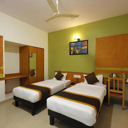 Airport Bliss Boutique Hotel Yelahanka Buitenkant foto